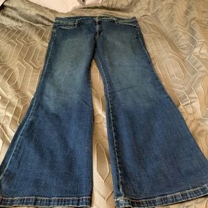 The diva boot cut blue jeans